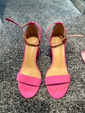 Women’s Open-Toe Ankle Strap Block Heel Sandals - Hot Pink
